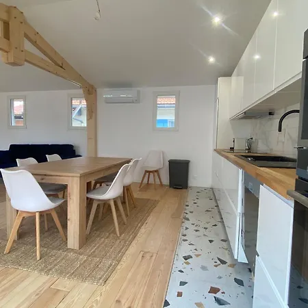 Holiday home Charmante Maison Aux Abatilles *